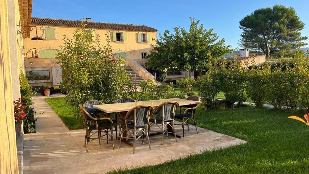 Domaine Des Francobelges - Appartements Lauris Eksteriør bilde
